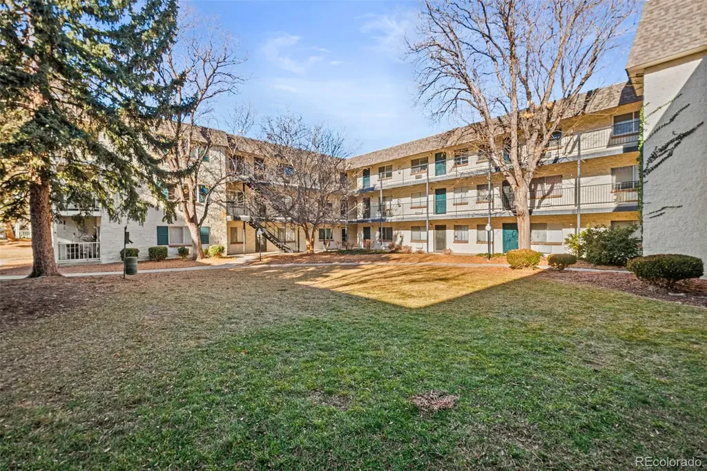 2225 S Jasmine Street Denver CO 80222