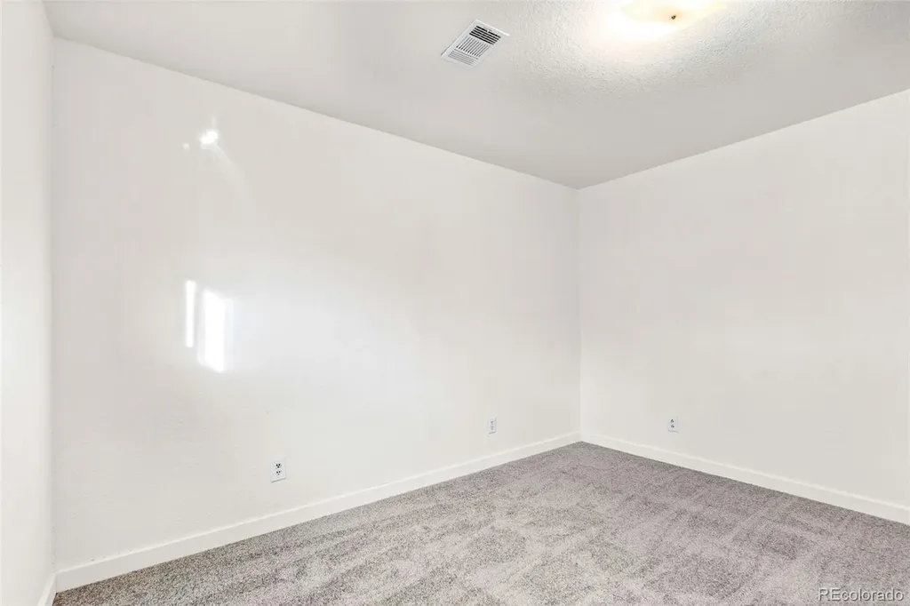 6743 King Street Denver CO 80221