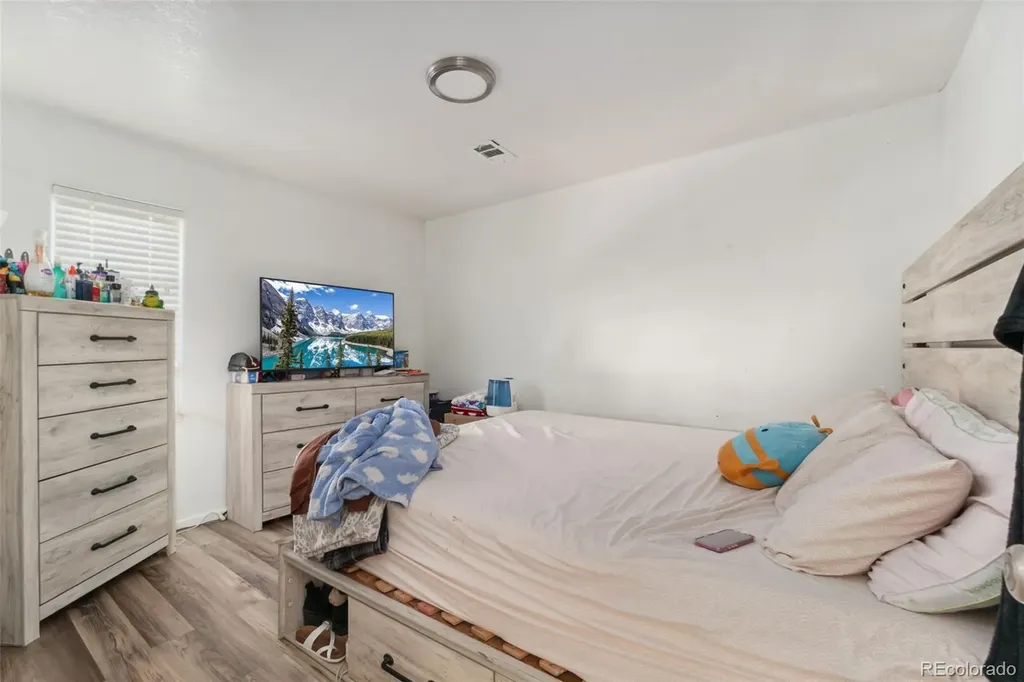 6743 King Street Denver CO 80221