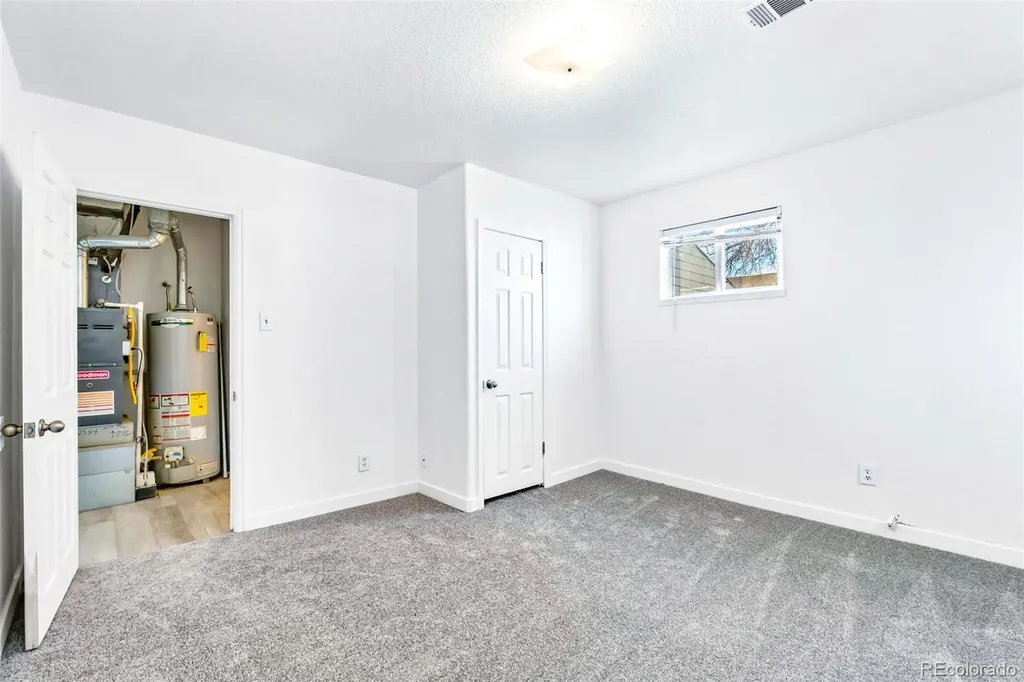 6743 King Street Denver CO 80221