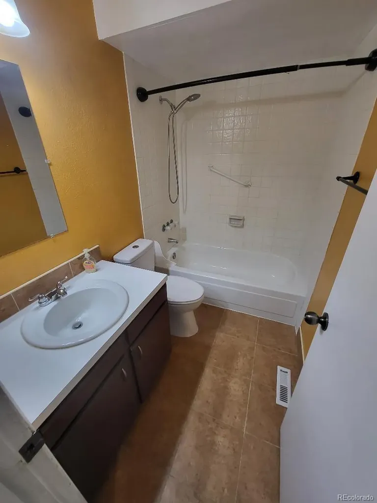 12056 E 25th Avenue Aurora CO 80010