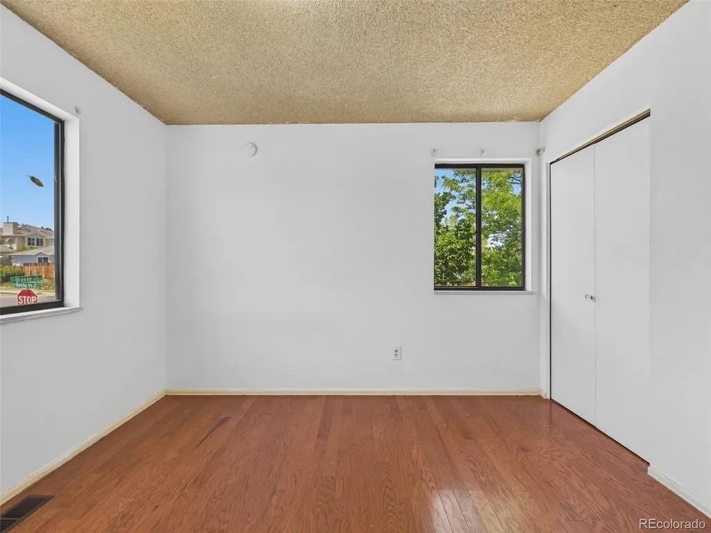 904 S Uravan Street Aurora CO 80017