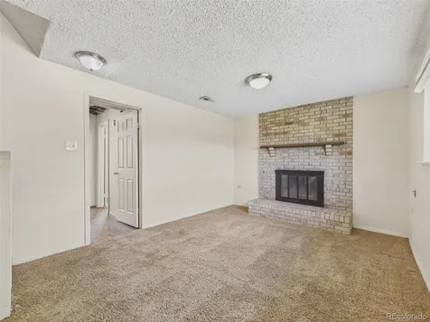 904 S Uravan Street Aurora CO 80017