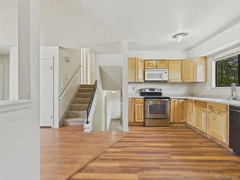 904 S Uravan Street Aurora CO 80017