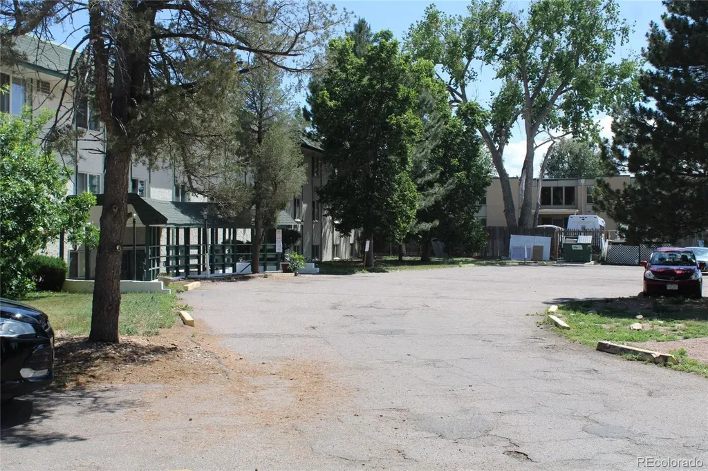 8822 E Florida Avenue Denver CO 80247