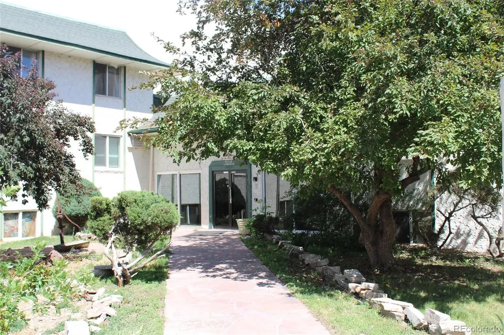 8822 E Florida Avenue Denver CO 80247