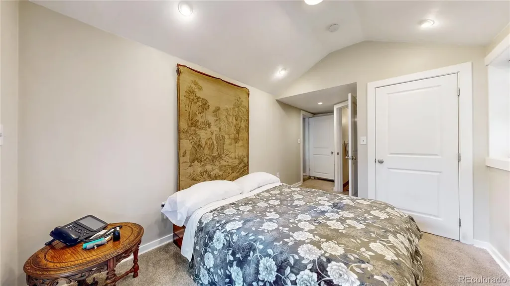 1080 Krameria Street Denver CO 80220