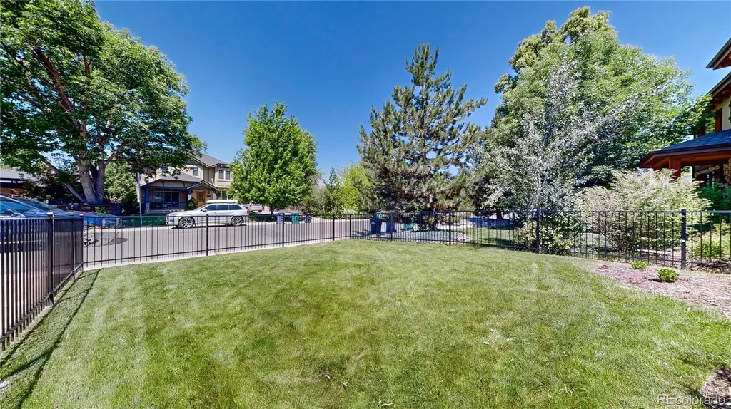 1080 Krameria Street Denver CO 80220