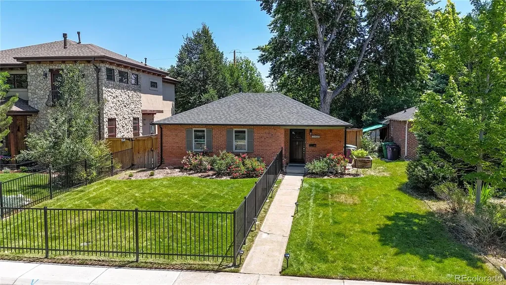 1080 Krameria Street Denver CO 80220