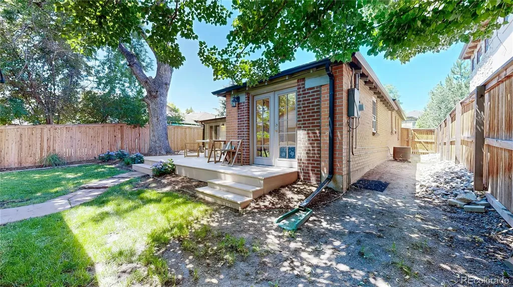 1080 Krameria Street Denver CO 80220