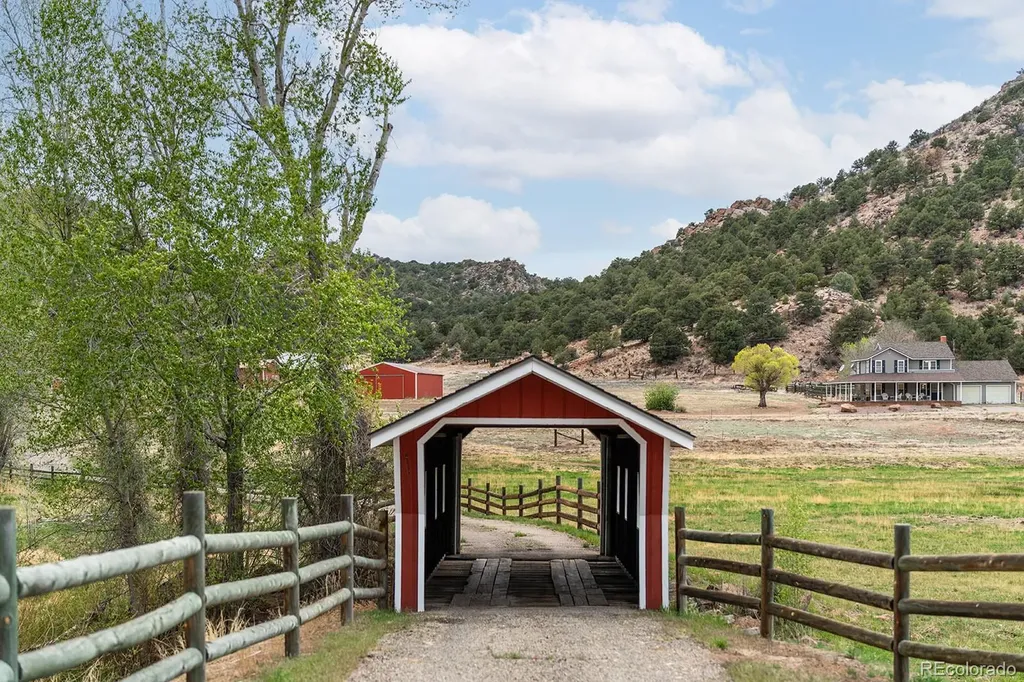 7200 State Highway 69 Cotopaxi CO 81223