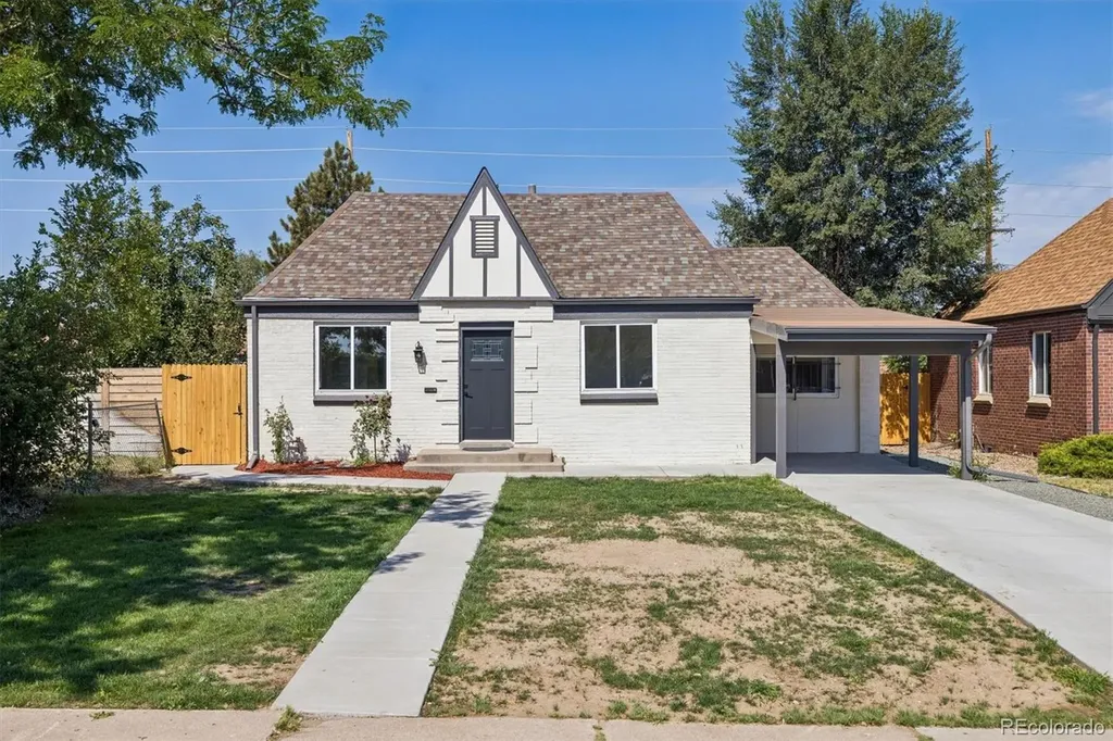3227 Albion Street Denver CO 80207