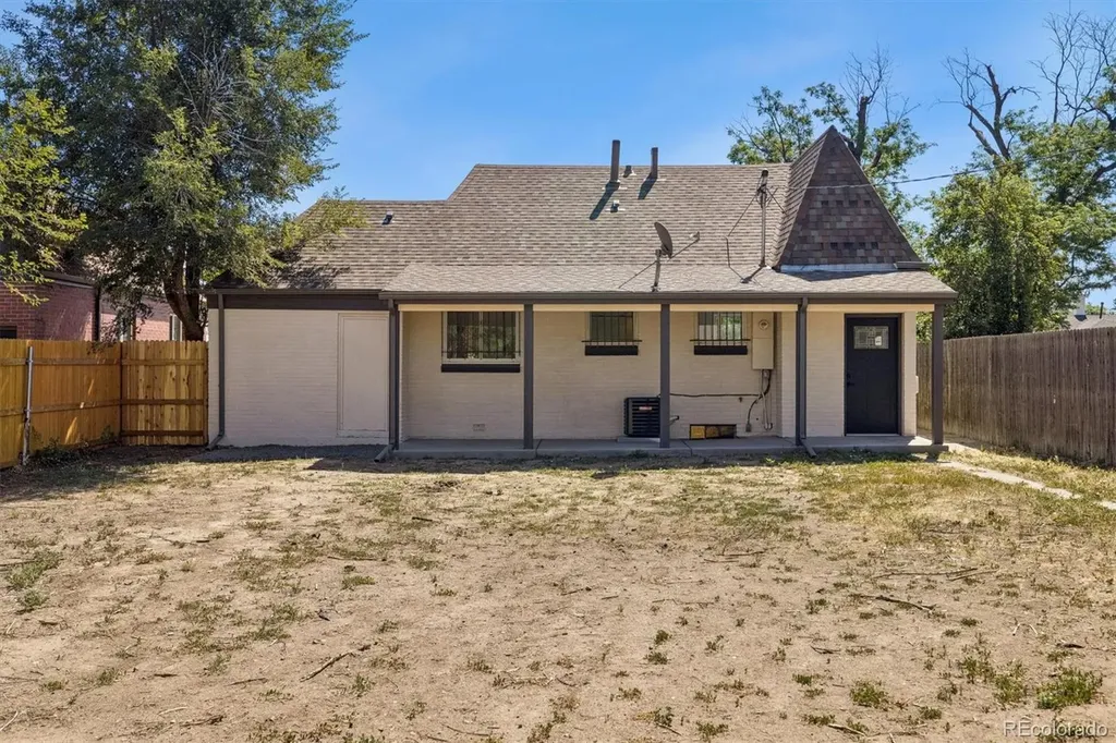 3227 Albion Street Denver CO 80207