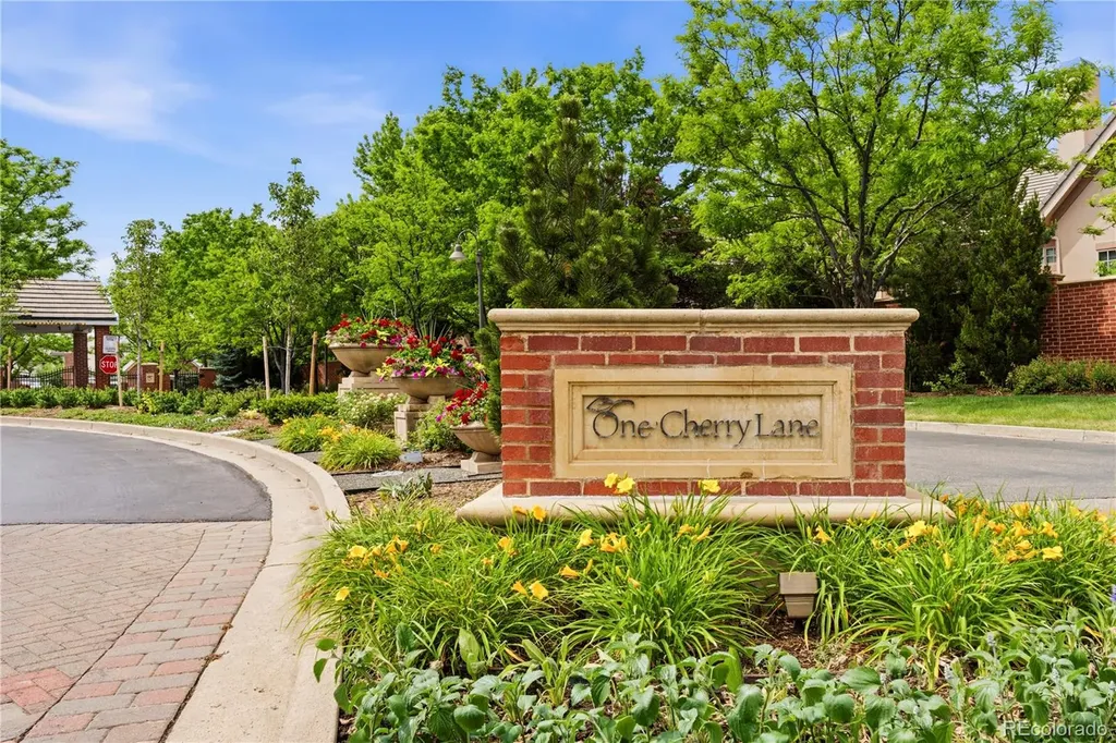 12 Sommerset Circle Greenwood Village CO 80111