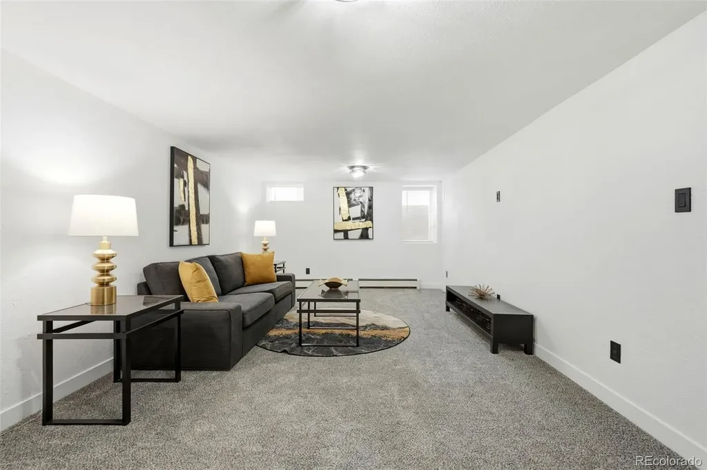 4001 S Acoma Street Englewood CO 80110