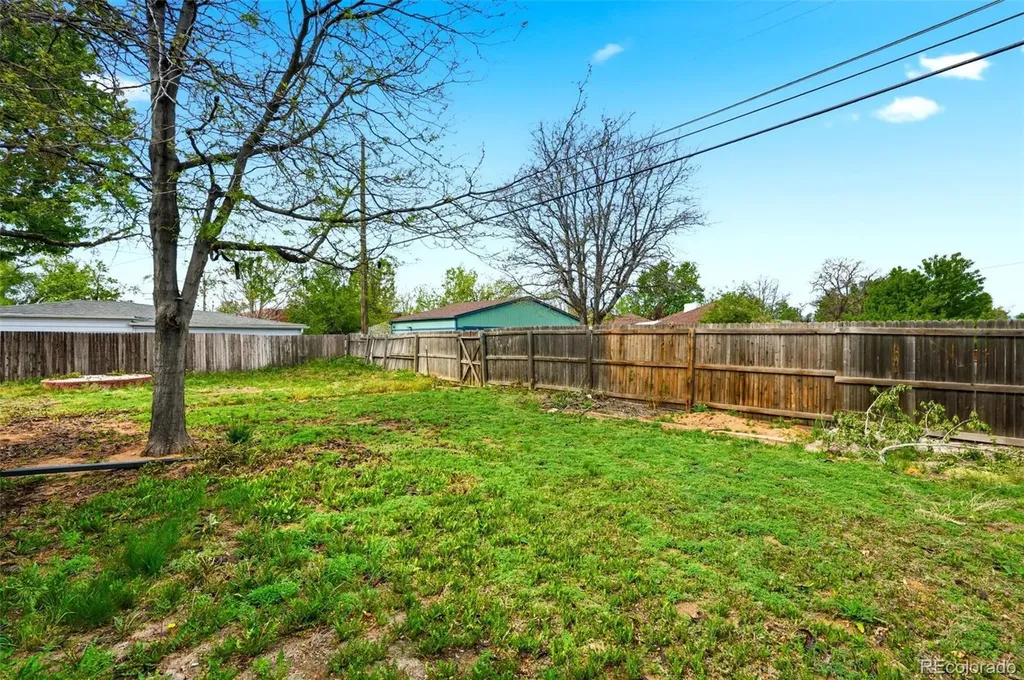 4001 S Acoma Street Englewood CO 80110