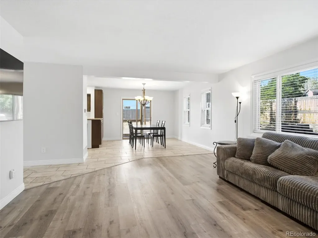 8074 W Brook Drive Littleton CO 80128