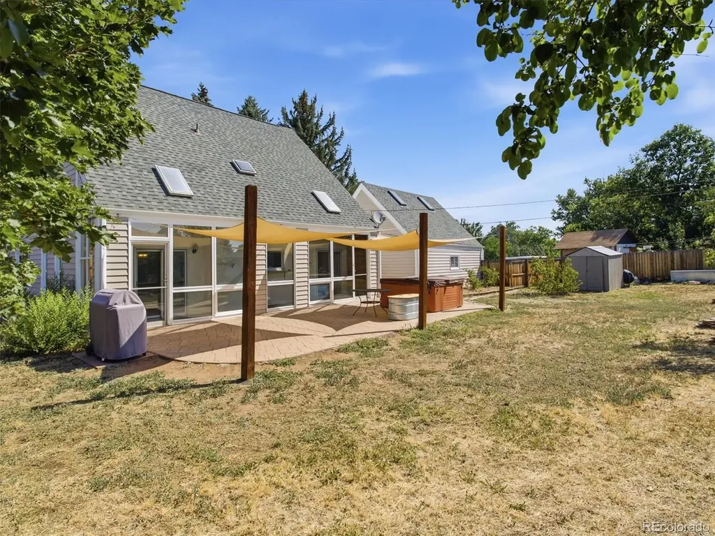 8074 W Brook Drive Littleton CO 80128