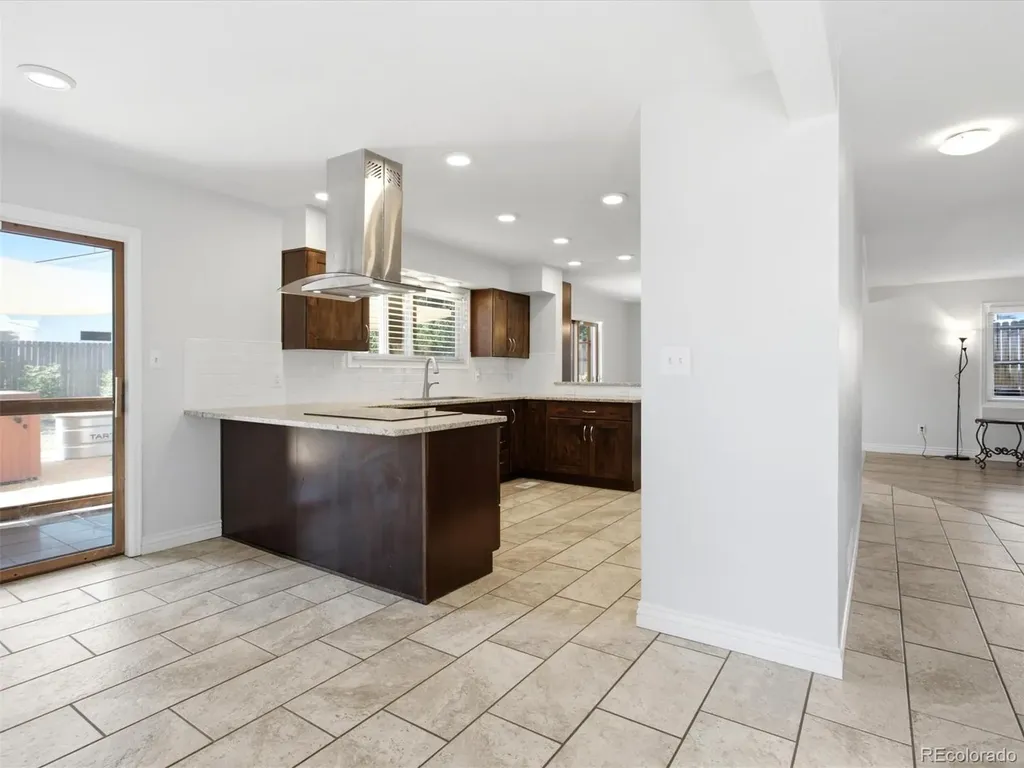 8074 W Brook Drive Littleton CO 80128