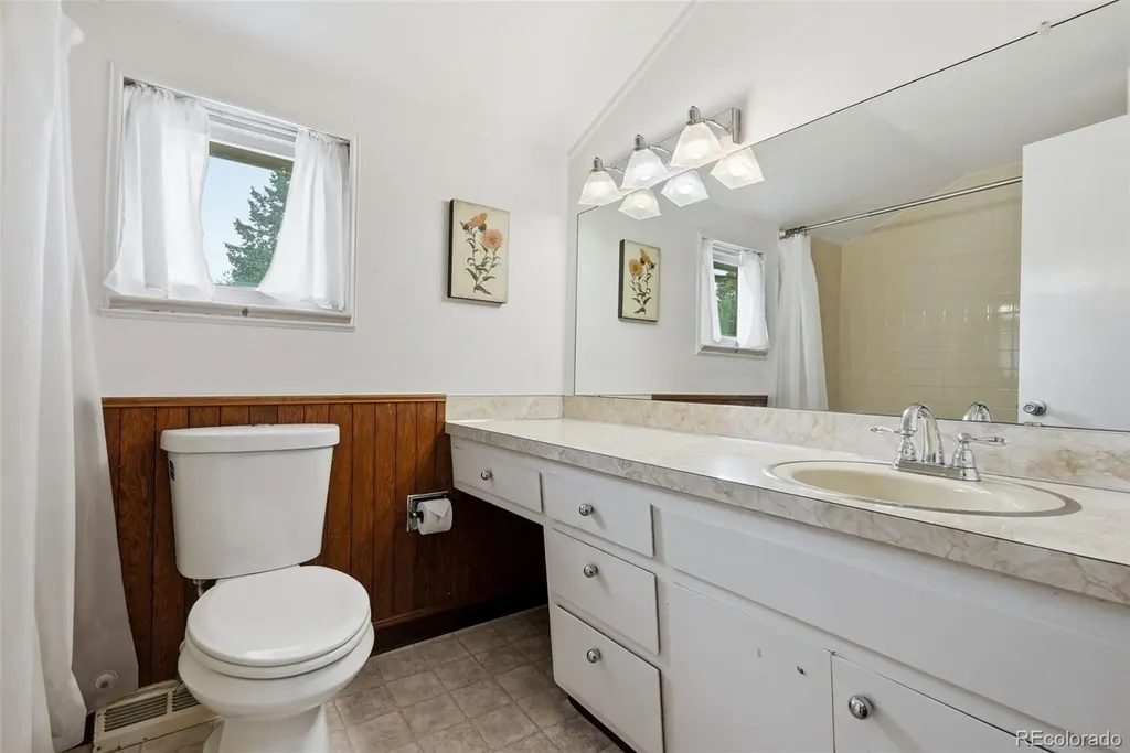 3692 E Briarwood Avenue Centennial CO 80122