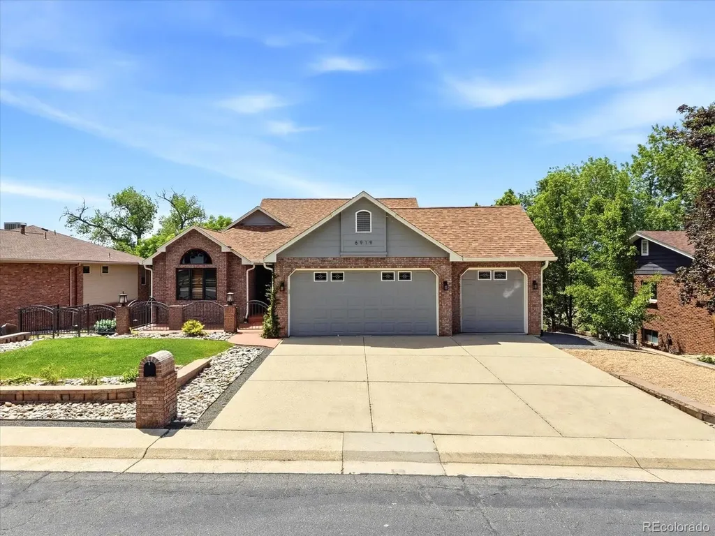 6919 Estes Drive Arvada CO 80004