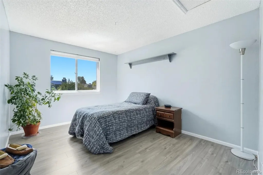 8102 S Everett Street Littleton CO 80128