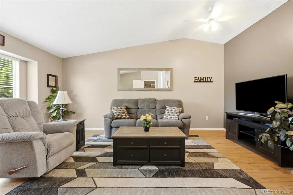 8102 S Everett Street Littleton CO 80128