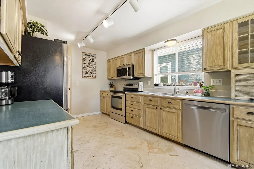 10417 Bellaire Court Denver CO 80233