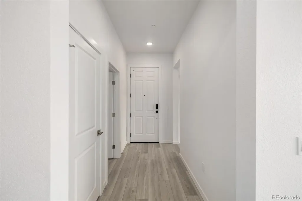 6153 N Ceylon Street Aurora CO 80019