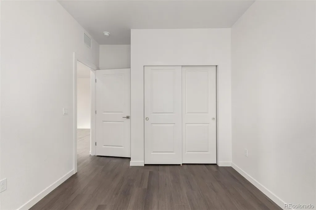 6153 N Ceylon Street Aurora CO 80019