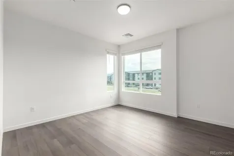 6153 N Ceylon Street Aurora CO 80019