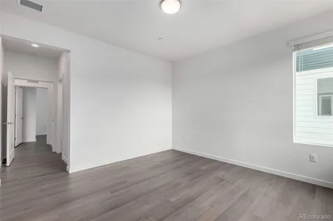 6153 N Ceylon Street Aurora CO 80019