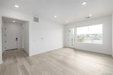 6153 N Ceylon Street Aurora CO 80019