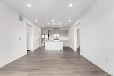 6153 N Ceylon Street Aurora CO 80019