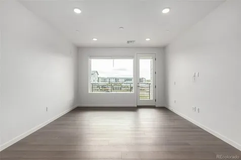 6153 N Ceylon Street Aurora CO 80019
