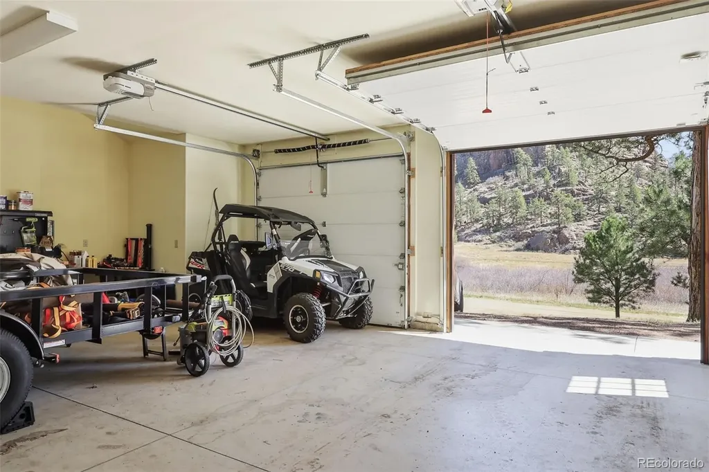 89 Ranch View Florissant CO 80816