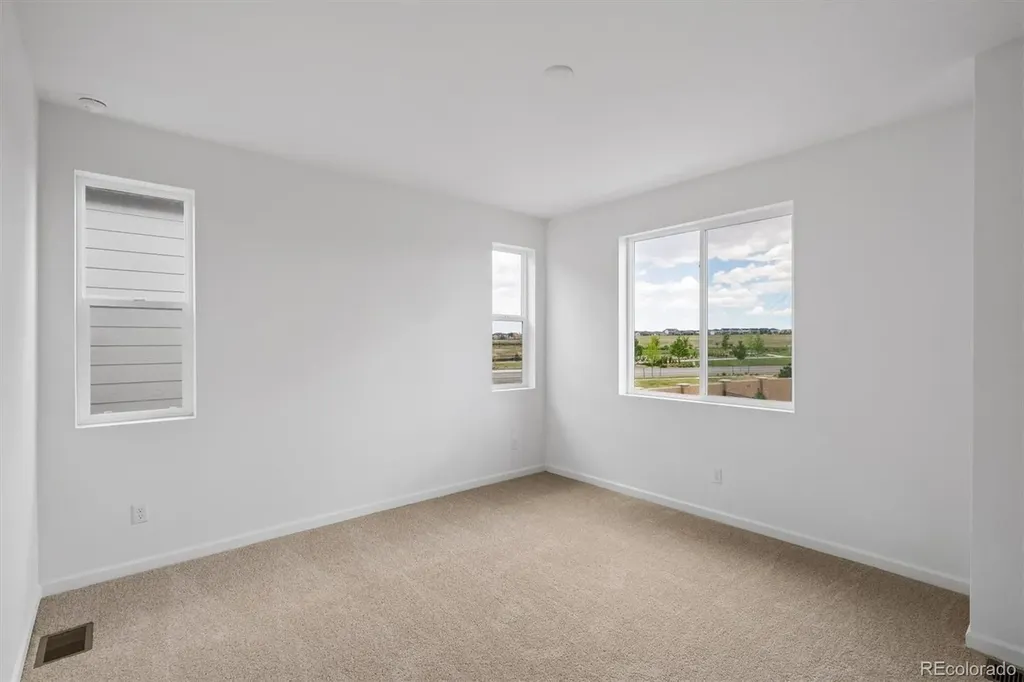 24185 E 30th Place Aurora CO 80019