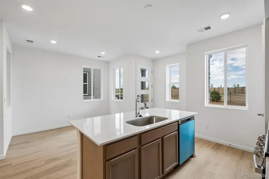 24185 E 30th Place Aurora CO 80019
