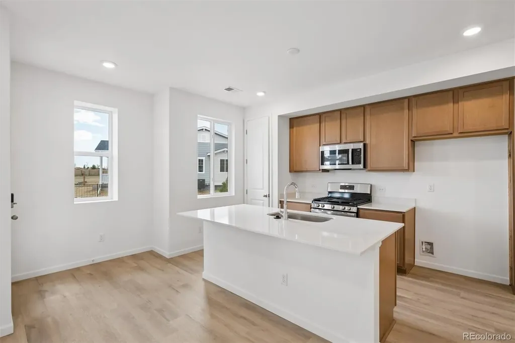 24185 E 30th Place Aurora CO 80019