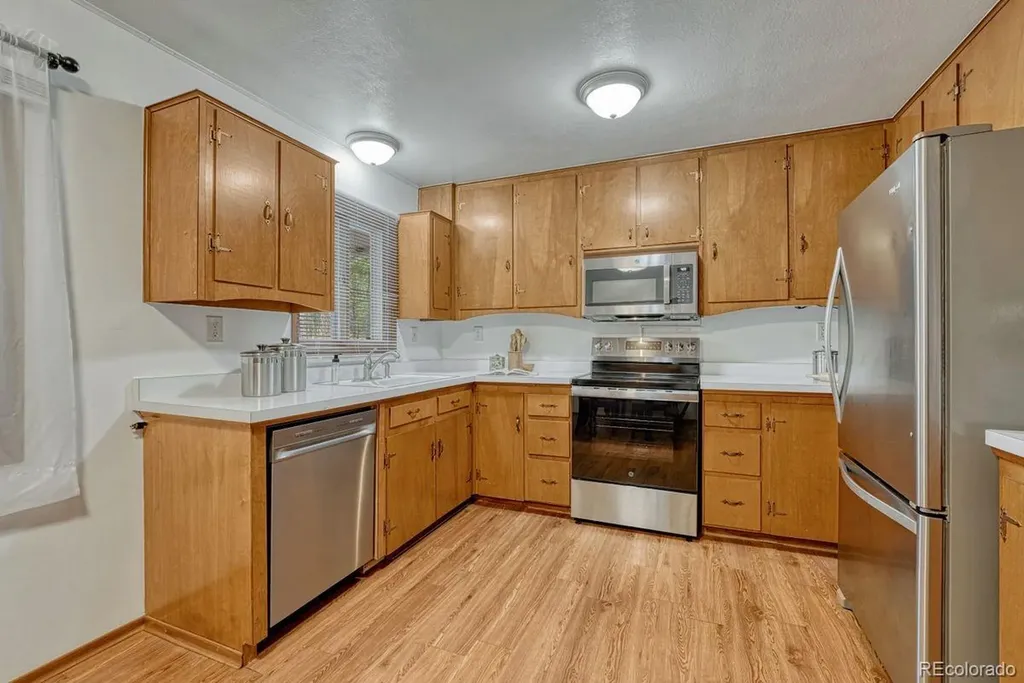 9950 Pine Park Trail Colorado Springs CO 80908