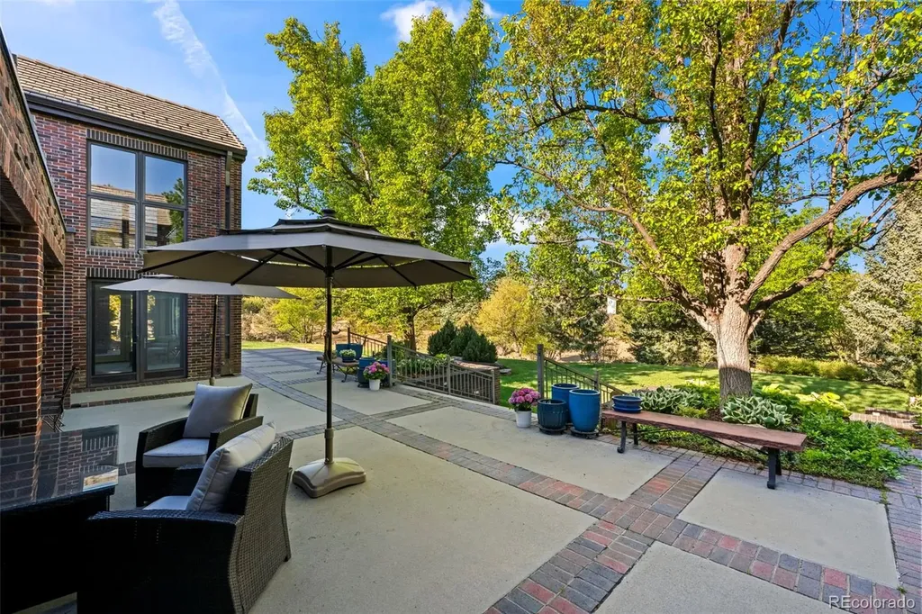 8414 Firethorn Court Niwot CO 80503
