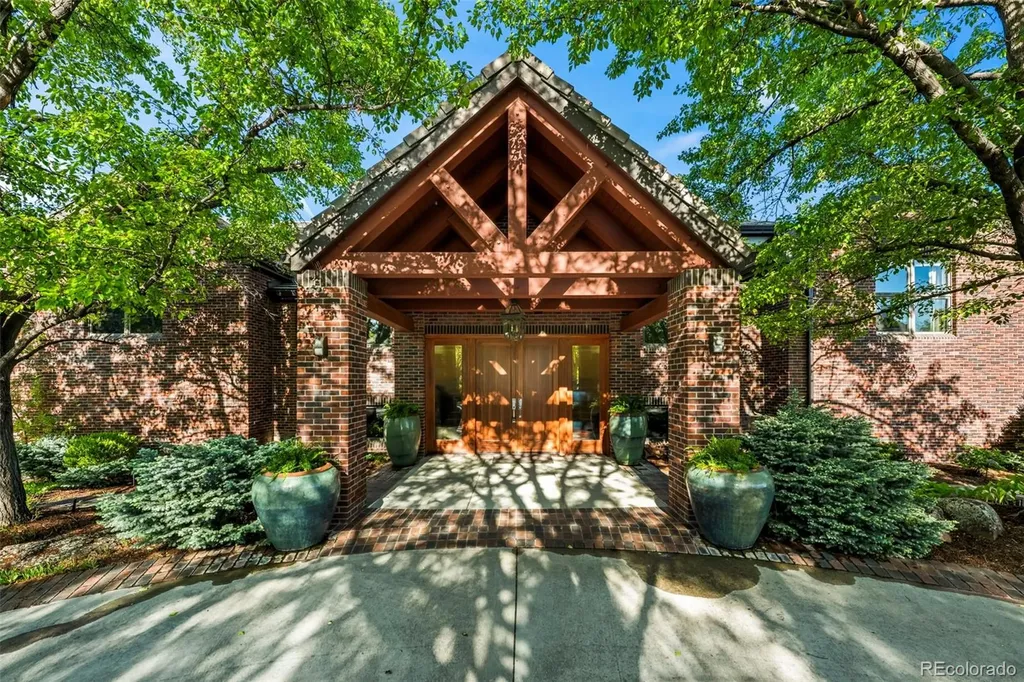 8414 Firethorn Court Niwot CO 80503