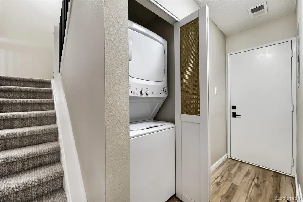8462 Everett Way Arvada CO 80005