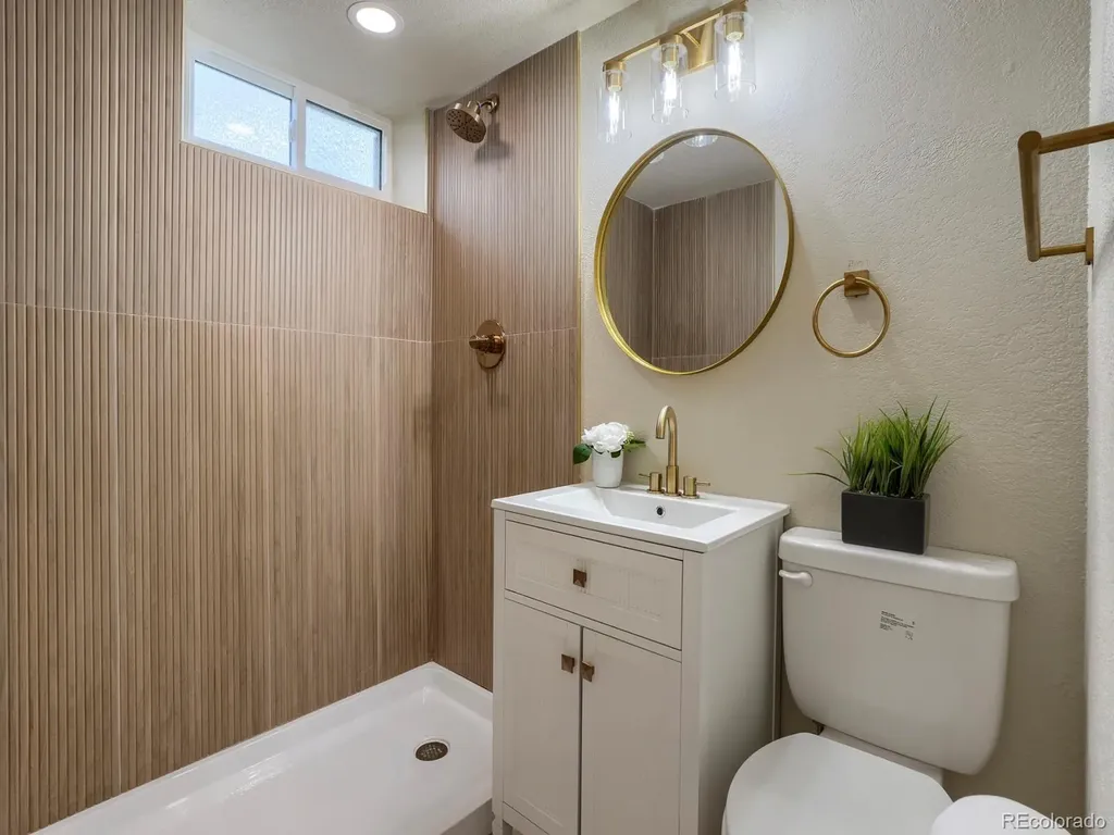 3699 Grape Street Denver CO 80207
