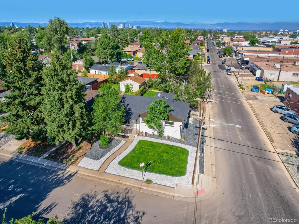 3699 Grape Street Denver CO 80207