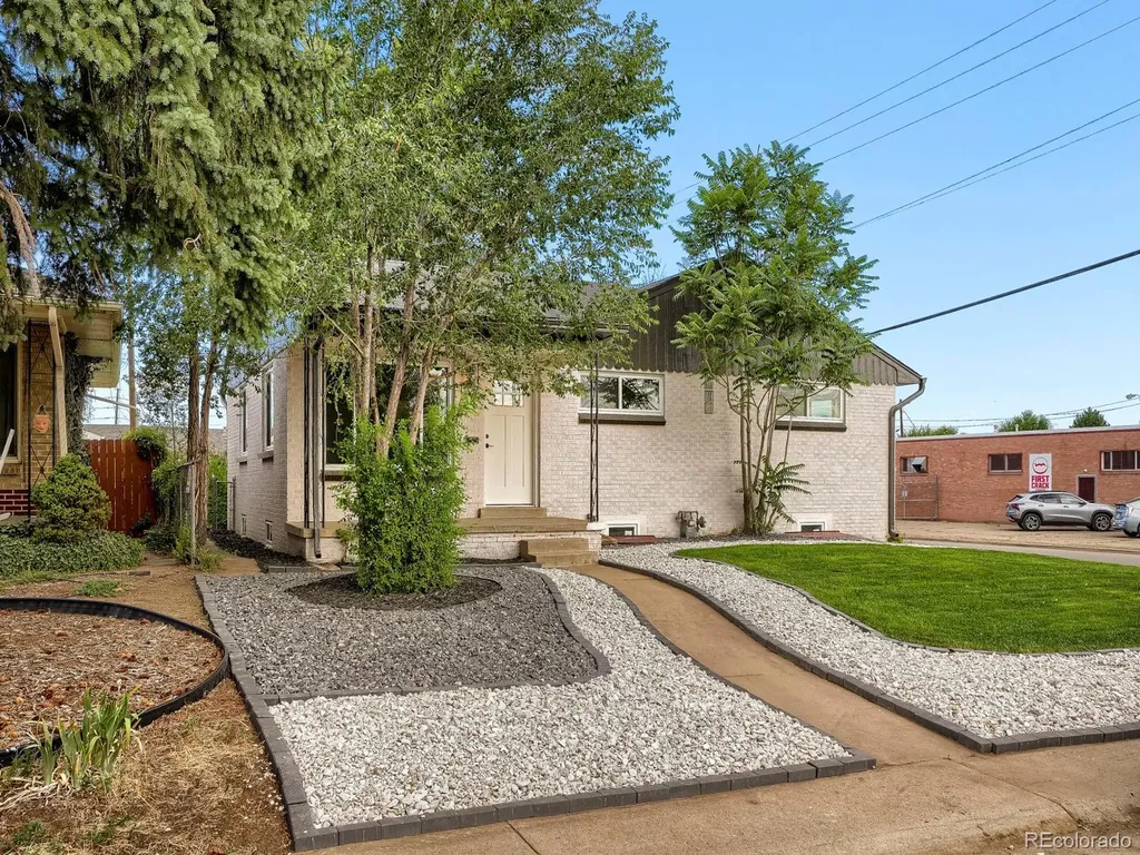 3699 Grape Street Denver CO 80207