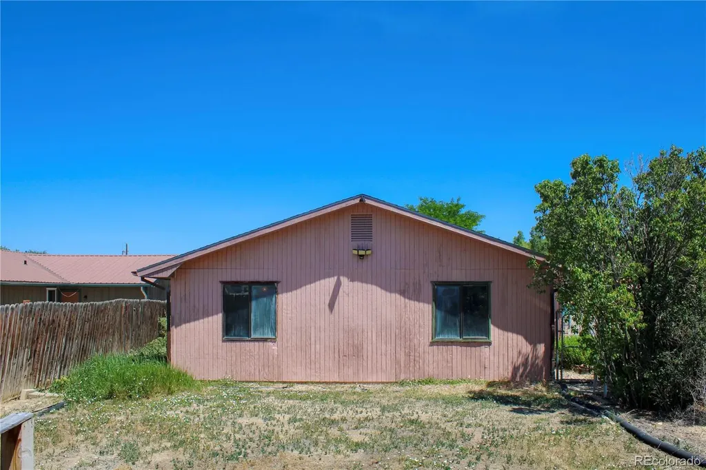 255 E Raven Avenue Rangely CO 81648