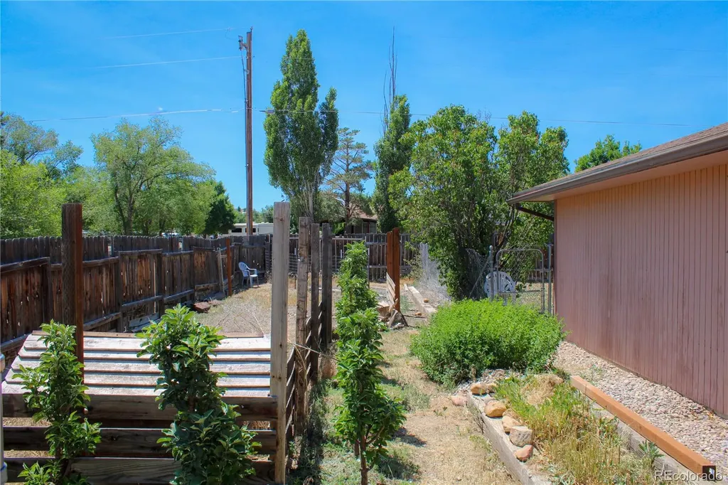 255 E Raven Avenue Rangely CO 81648