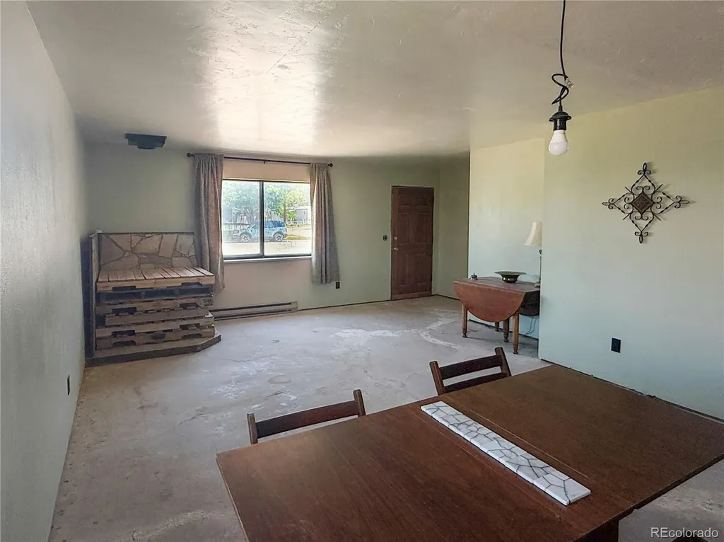 255 E Raven Avenue Rangely CO 81648