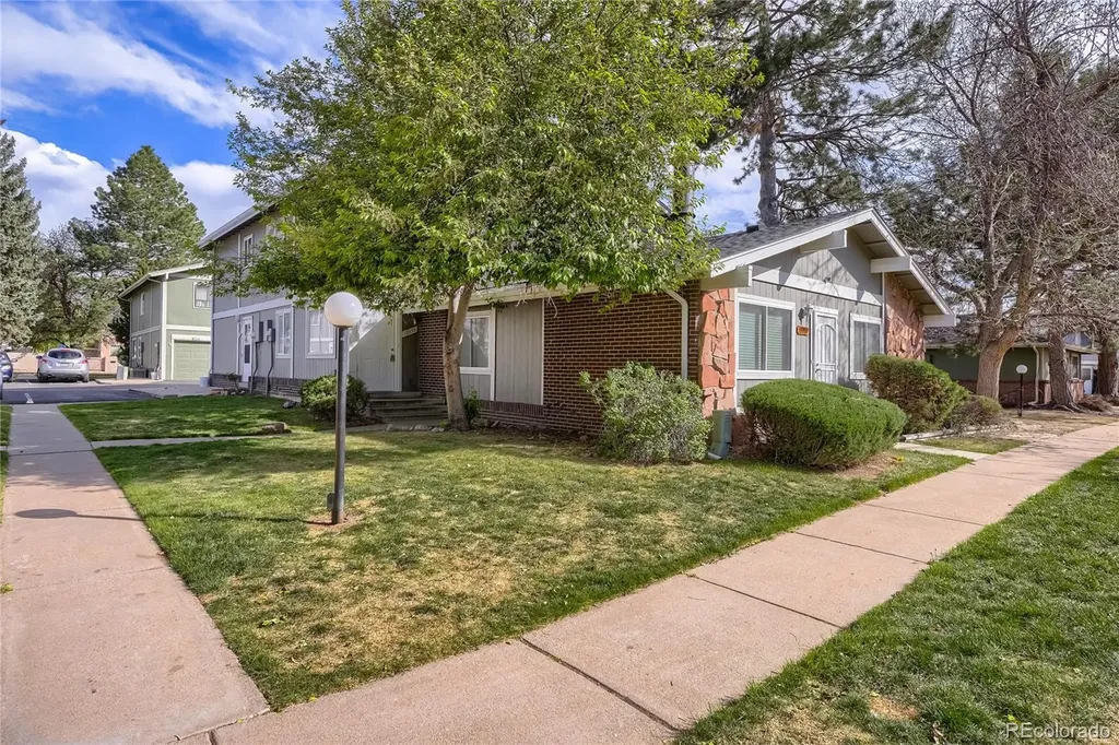 13335 E Louisiana Avenue Aurora CO 80012